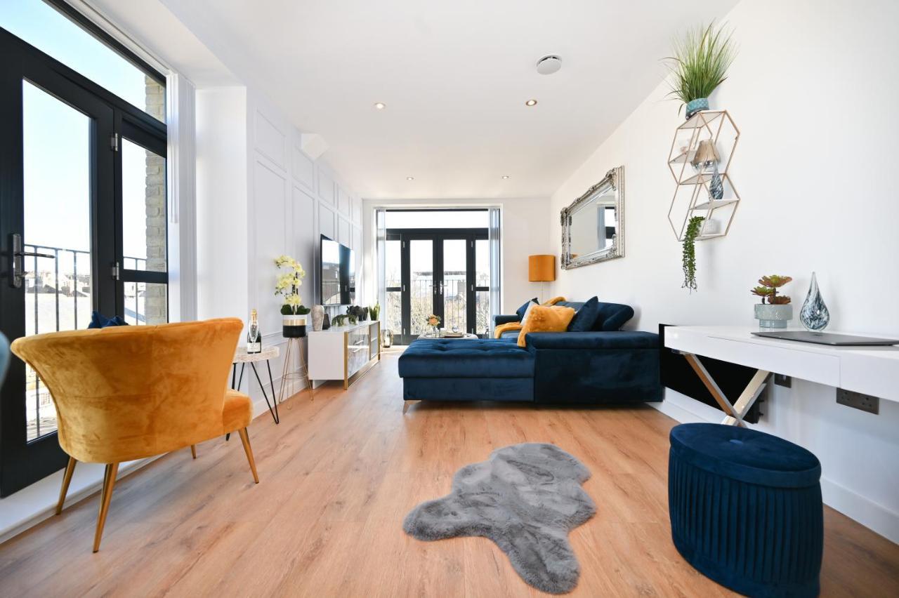 Spacious Designer 2Br Executive Apt, Near Beach & Marina, Central Location Рамсгейт Екстериор снимка